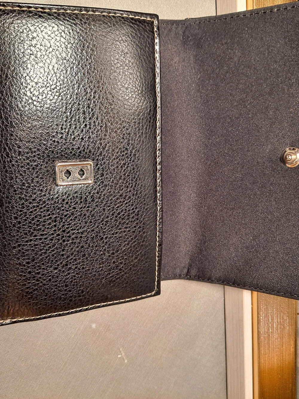 Liz Claiborne Black Faux Leather Trifold   Fold-Over Wallet Contrast Stitching